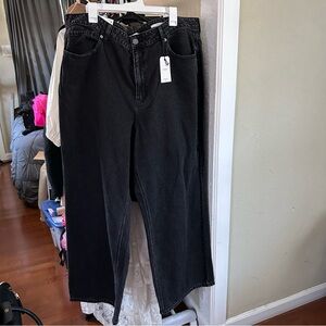 Forever 21 plus size mid rise black wash baggy jeans